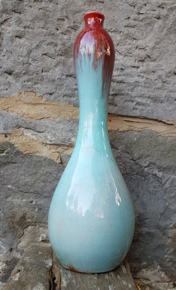 Ault gourd vase